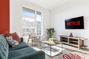2BD Modern DTLA Apartment Minutes from Dodger Stadium